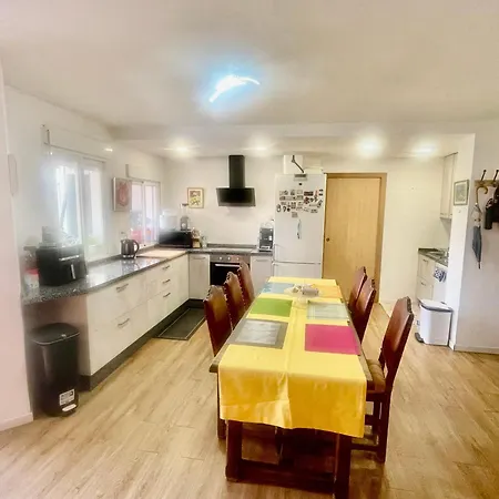 شقة 3 Bedroom Centro Marbella, 300 M From