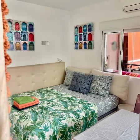 شقة 3 Bedroom Centro Marbella, 300 M From *