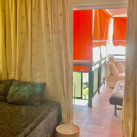 شقة 3 Bedroom Centro Marbella, 300 M From