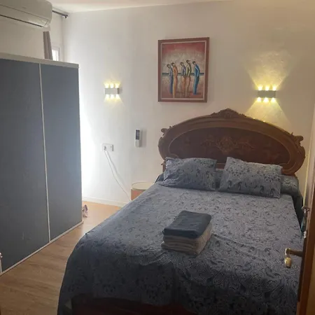 3 Bedroom Centro Marbella, 300 M From