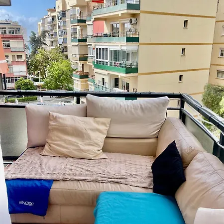 3 Bedroom Centro Marbella, 300 M From ماربيا